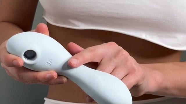 Вакуумний смартвібратор Satisfyer Curvy Trinity 5 + White — фото 6